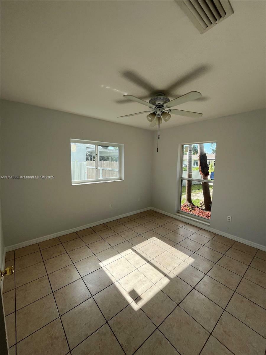 Property Photo: 9275 SW 185th Ter FL 33157