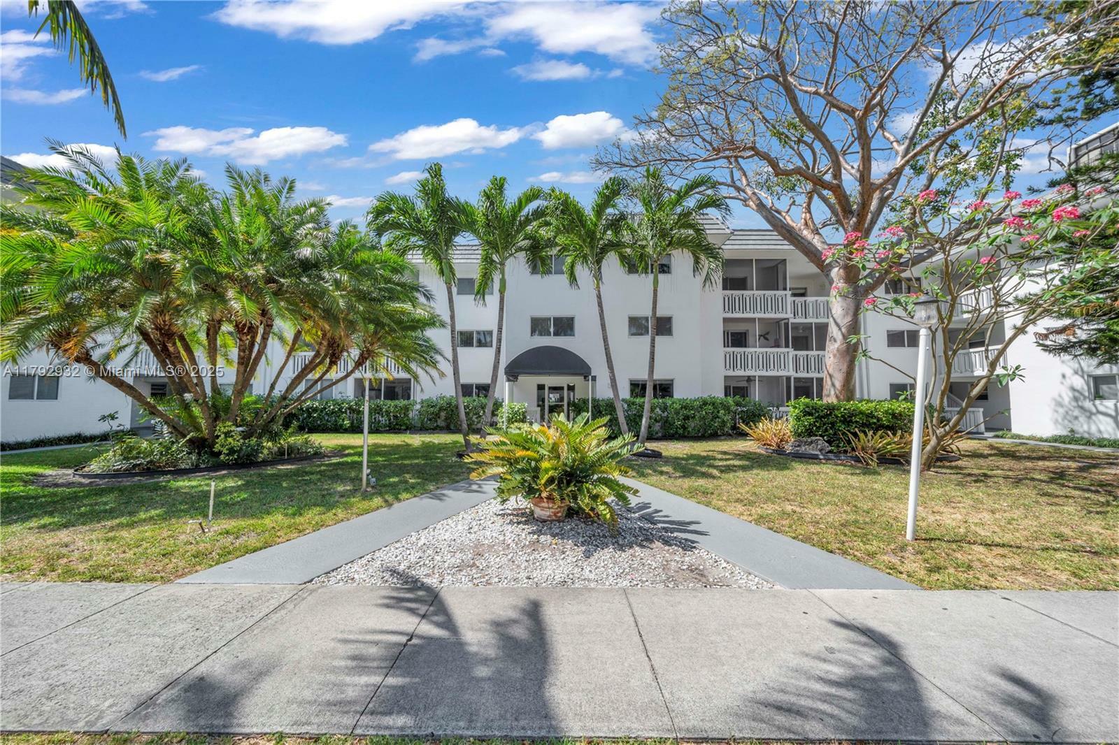Property Photo:  200 Galen Dr 308  FL 33149 