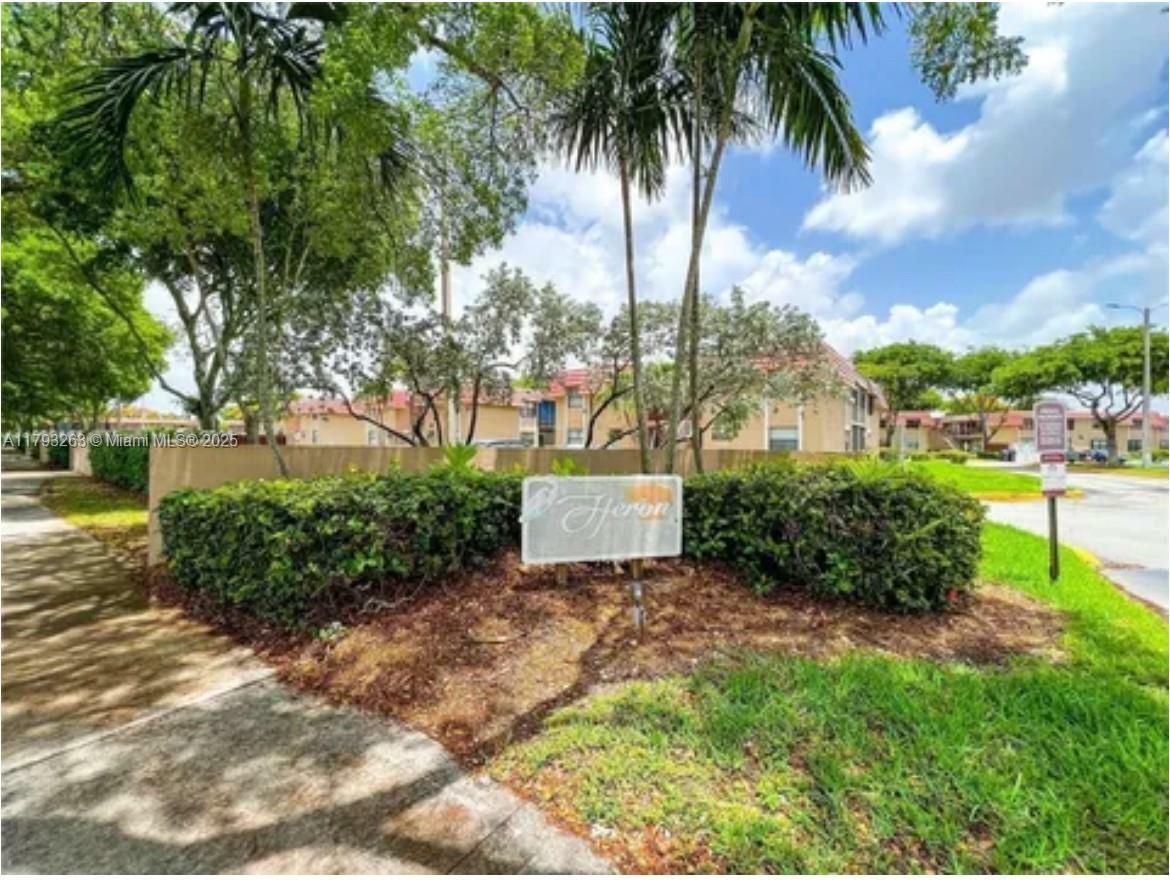 Property Photo: 14863 SW 104th St 27-23 FL 33196