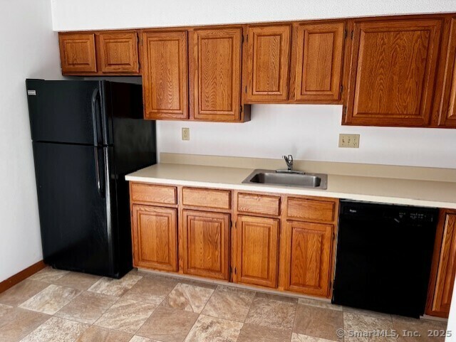 Property Photo: 380 Hitchcock Road 78 CT 06705