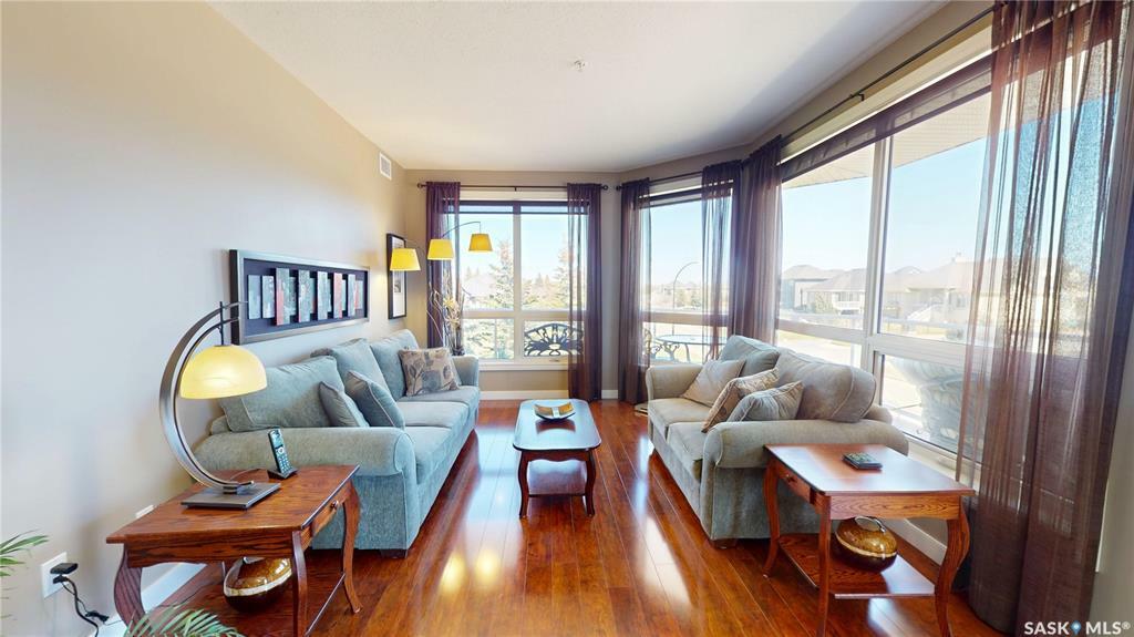 Property Photo: 405 Cartwright Street 208 SK S7T 0C8