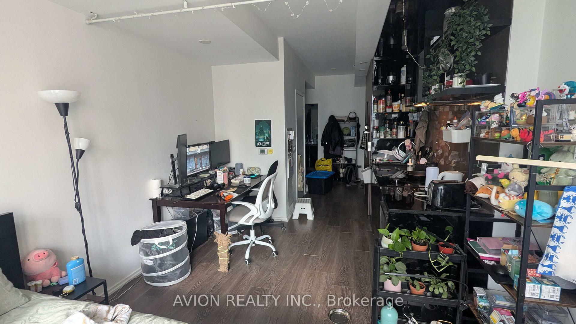 Property Photo: 70 Temperance Street 2105 ON M5H 0B1