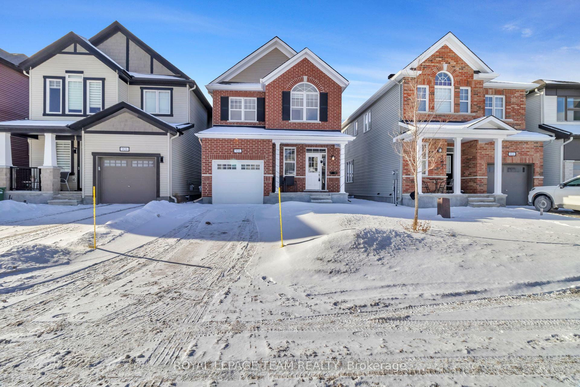 906 Nokomis Place  Barrhaven ON K2J 6T2 photo