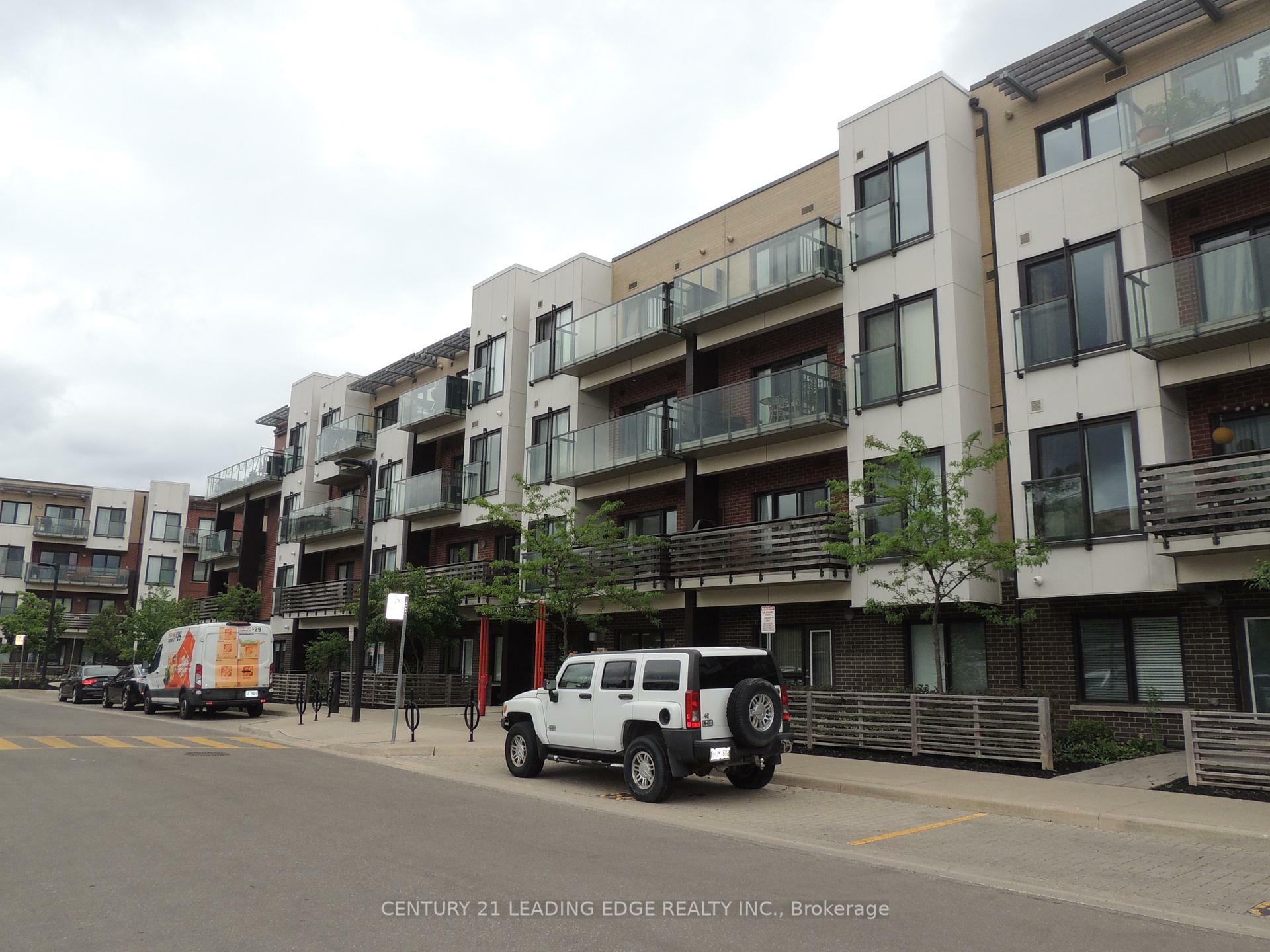 Property Photo: 5005 Harvard Road 214 ON L5M 0W5