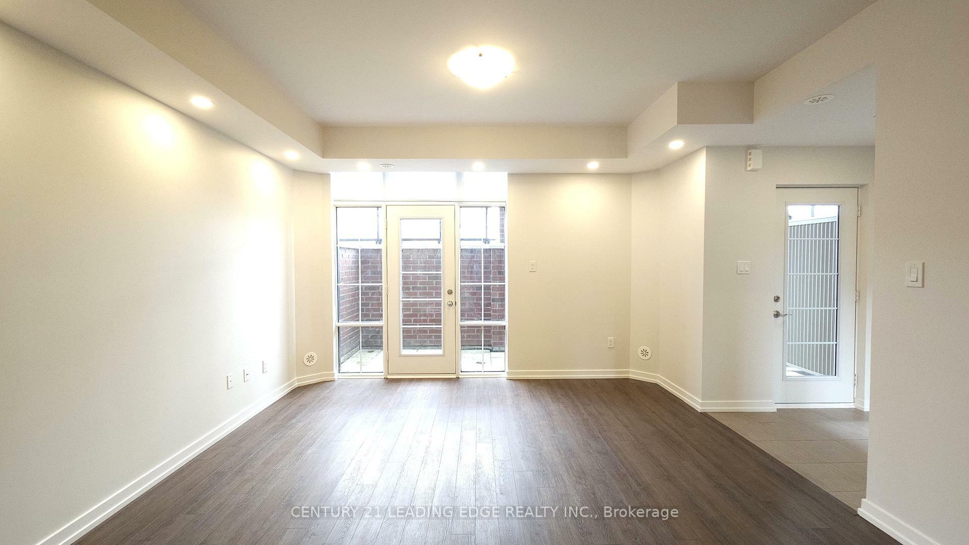 Property Photo: 1 Whitaker Way E 115 ON L4A 4T4