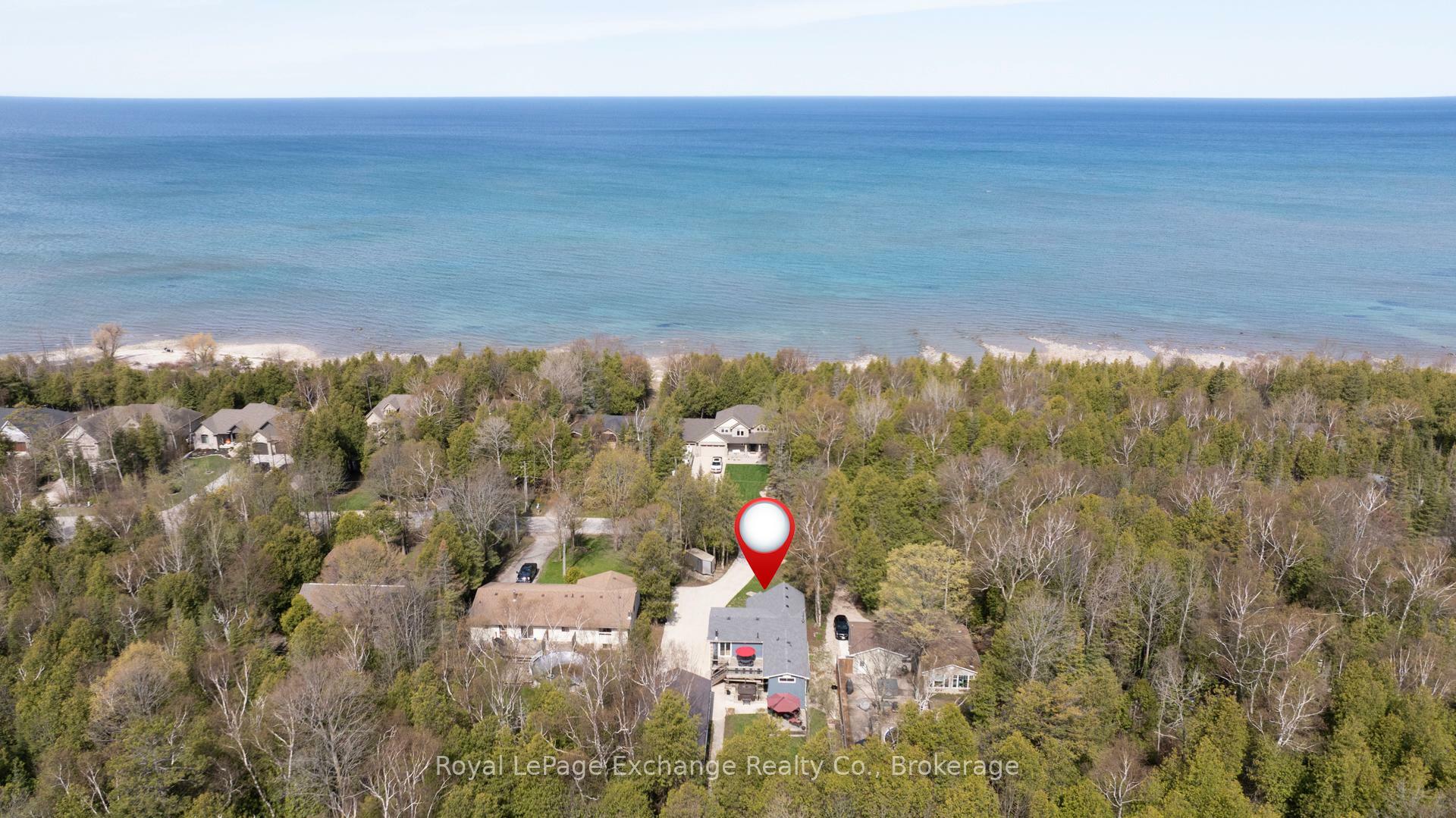 Property Photo: 13 Kuehner Street ON N0G 2T0