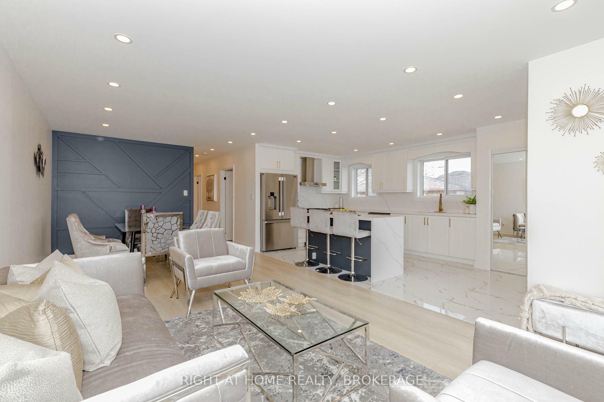 Property Photo: 96 Avondale Boulevard ON L6T 1H6