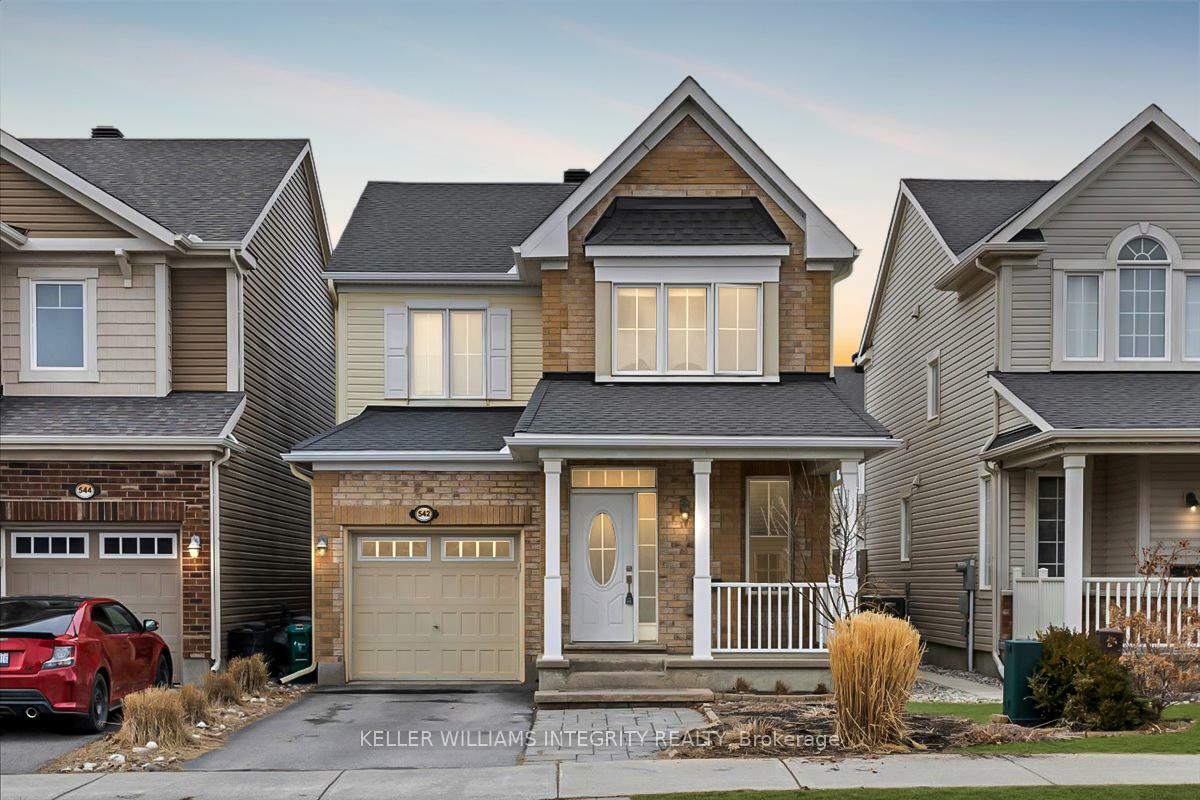 Photo de la propriété: 542 Dundonald Drive ON K2J 5X1