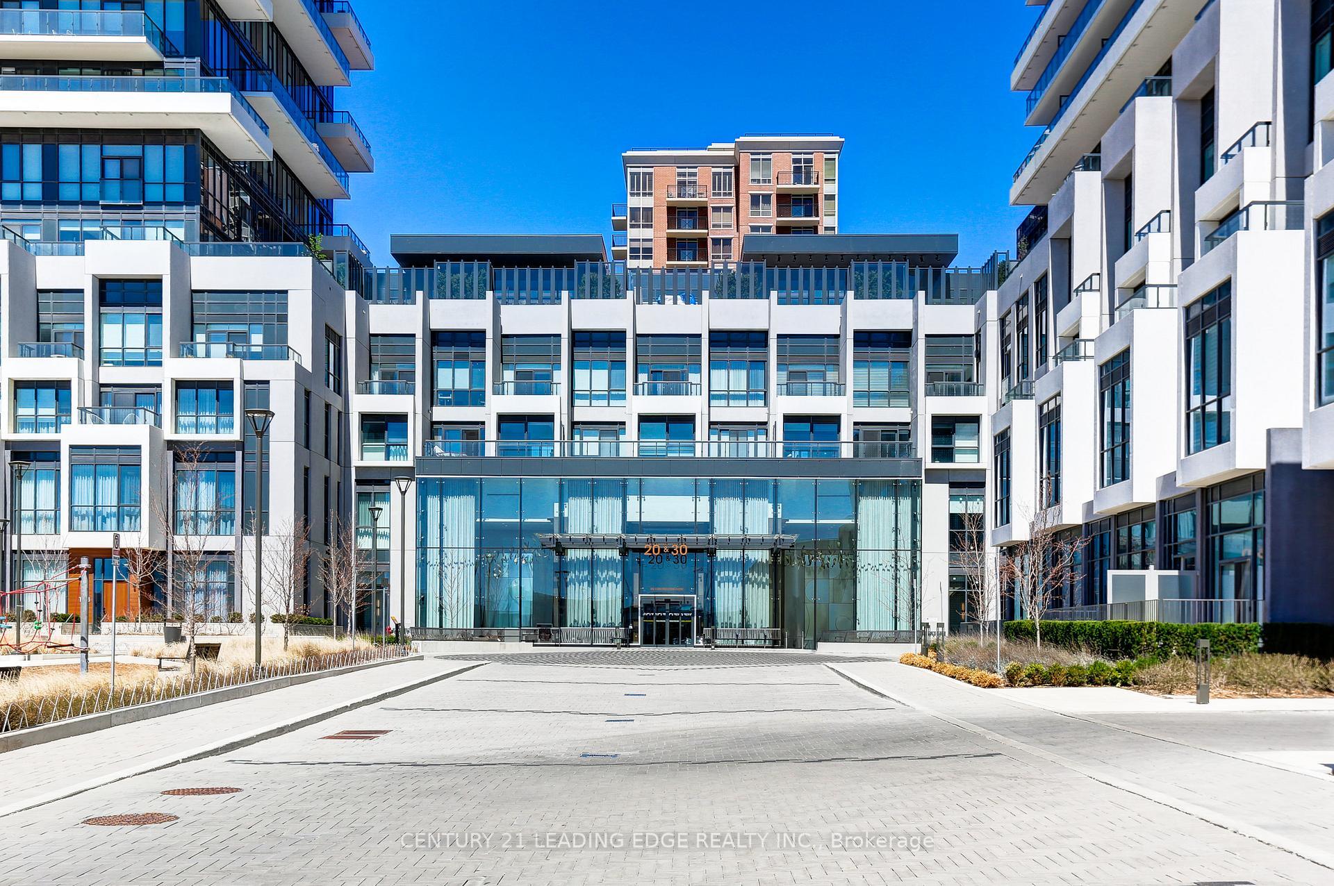 Property Photo: 30 Inn On The Park Drive 712 ON M3C 0P7