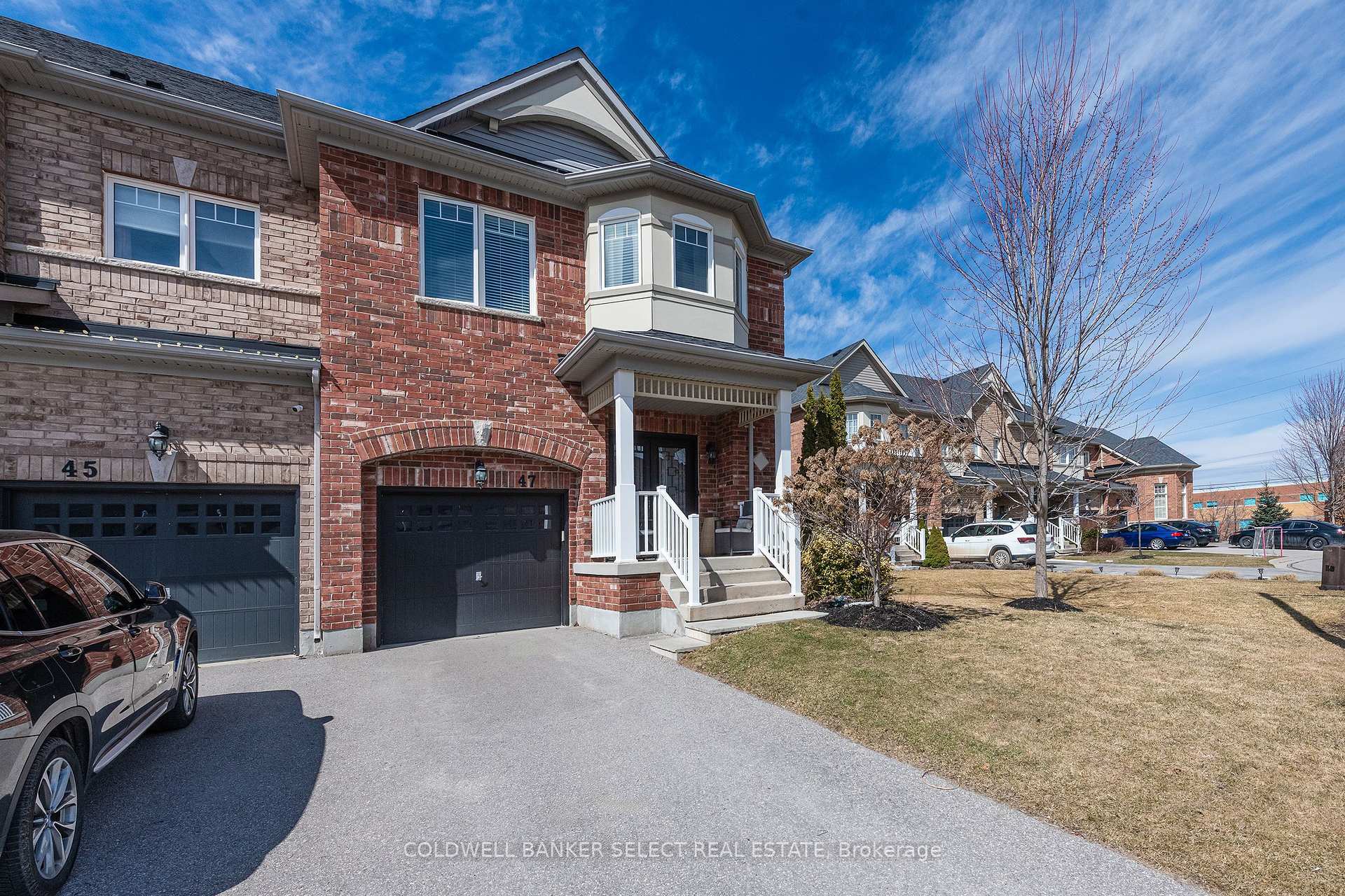 Photo de la propriété: 47 McCardy Court ON L7C 3W9