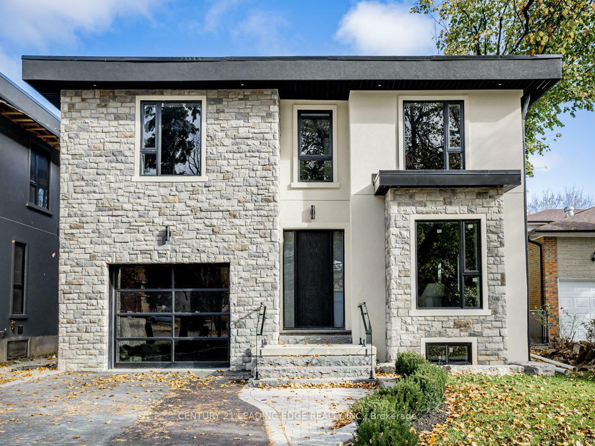 Photo de la propriété: 19 Donalda Crescent ON M1S 1N5