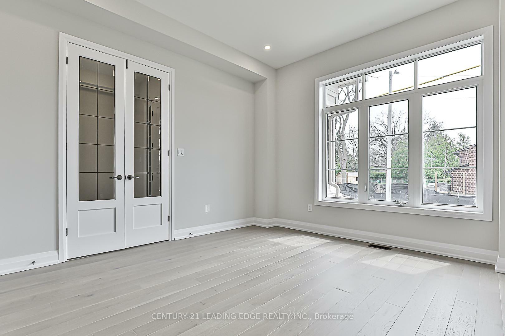 Property Photo: 32 William Heath Court ON L4G 4C1