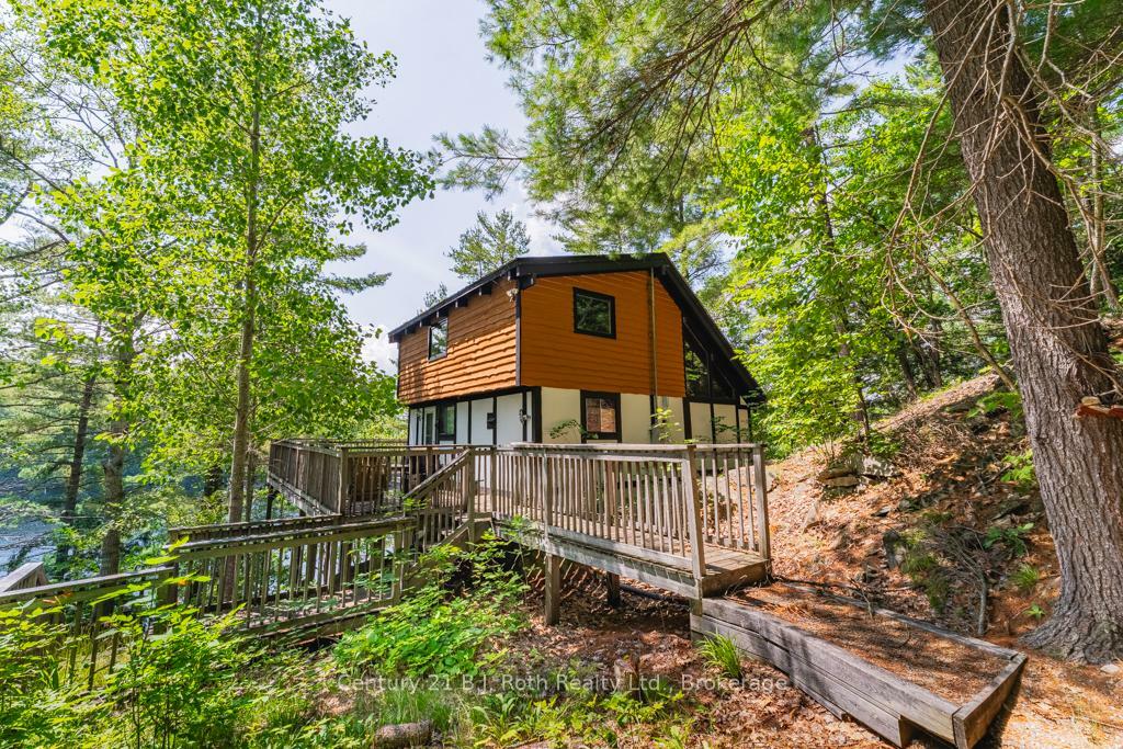 Property Photo: 1033 Bayview Point Road ON P0A 1H0