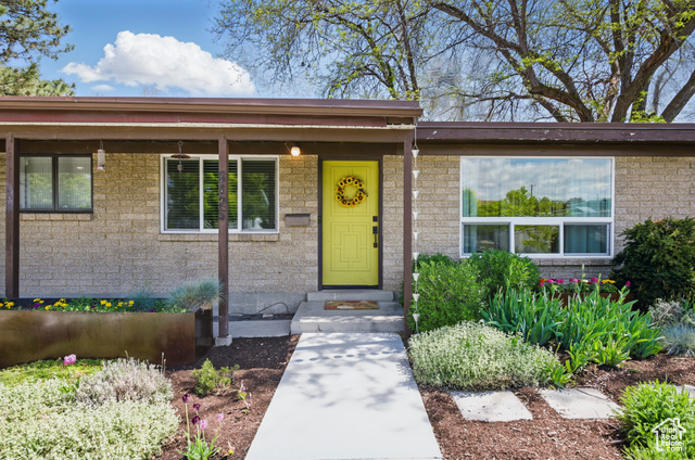 Property Photo: 5125 S Cheerful Dr UT 84123