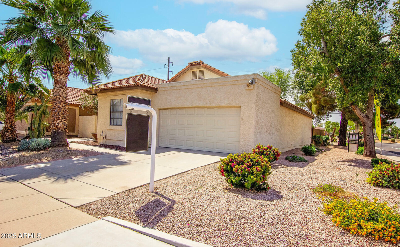 Property Photo: 1601 E Cindy Street AZ 85225