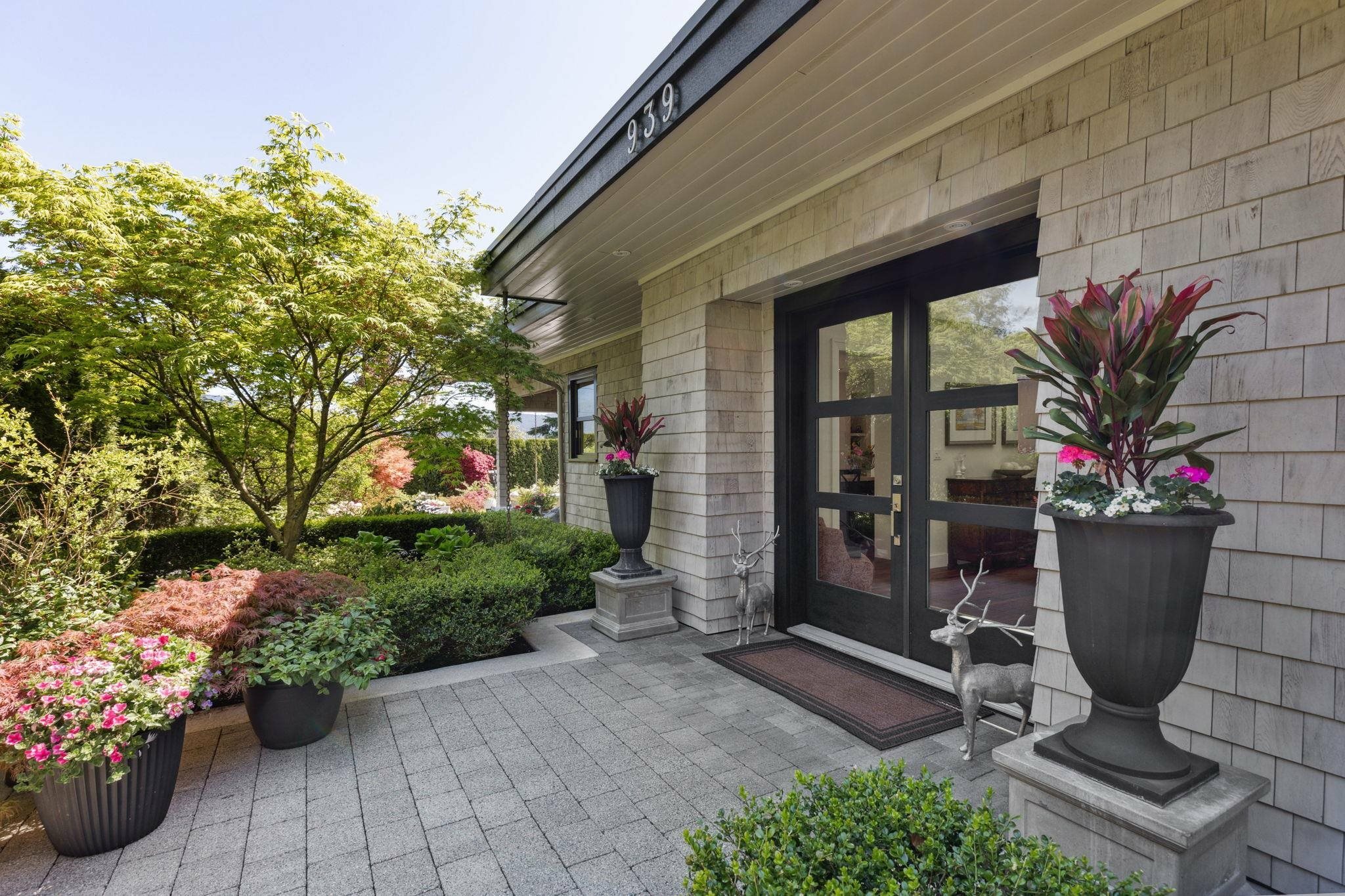 Property Photo: 939 Friar Crescent BC V7G 1M5