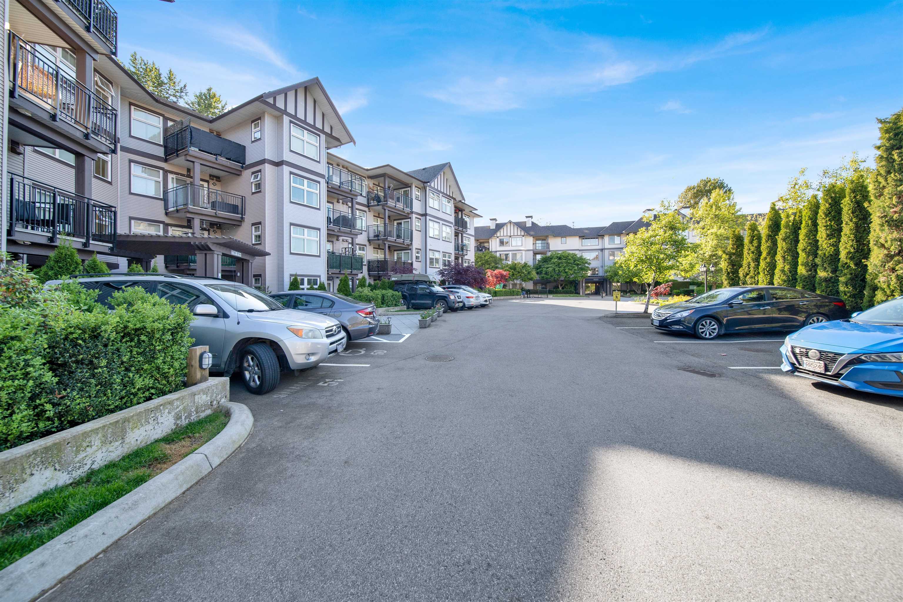 Property Photo: 27358 32 Avenue 469 BC V4W 3M5