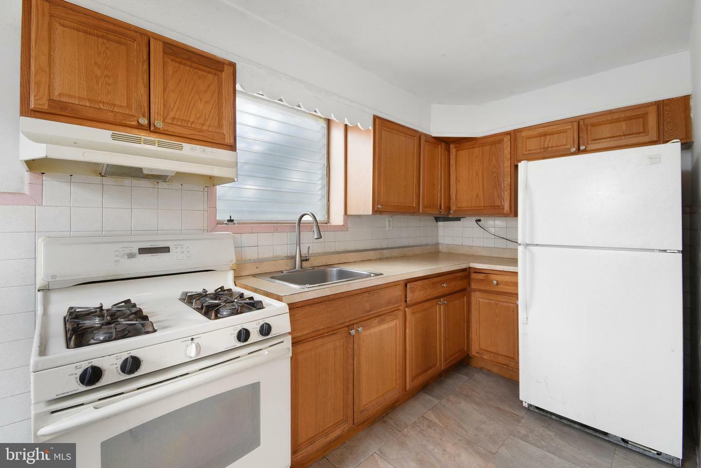 Property Photo:  1254 Wycombe Avenue  PA 19023 