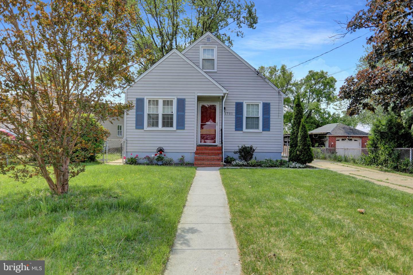Property Photo: 1751 Forrest Ave MD 21234