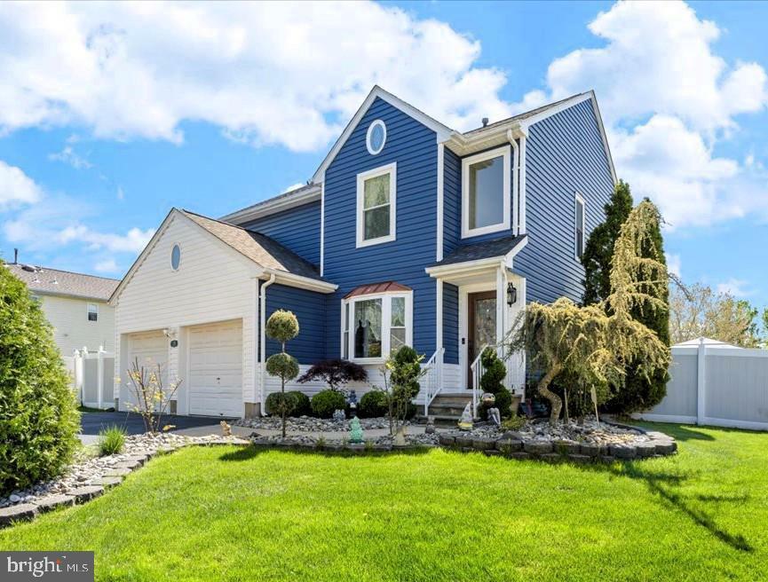 15 Sutton Place  Helmetta NJ 08828 photo
