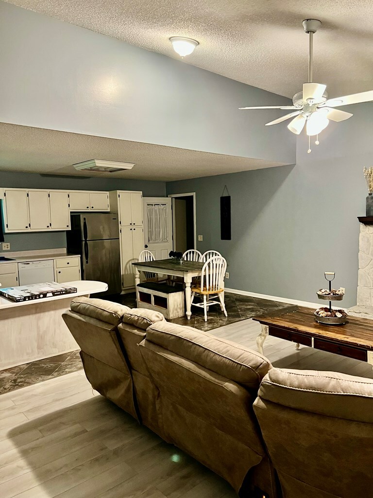 Property Photo: 4781 Treetop Lane GA 30710