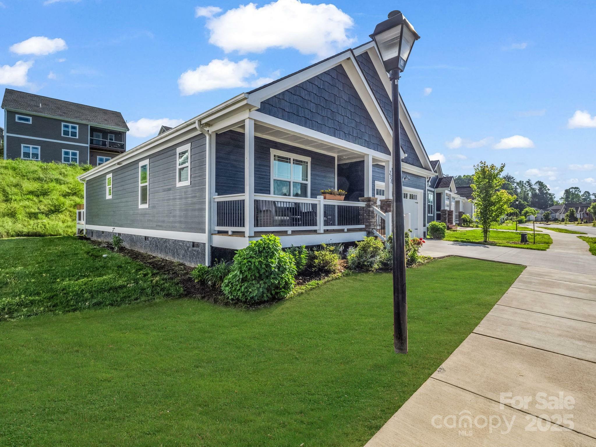 Property Photo: 231 Leyland Circle NC 28792