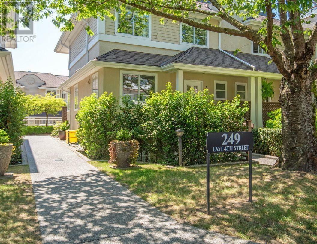 Property Photo: 249 East 4th Street 11 BC V7L 1J1