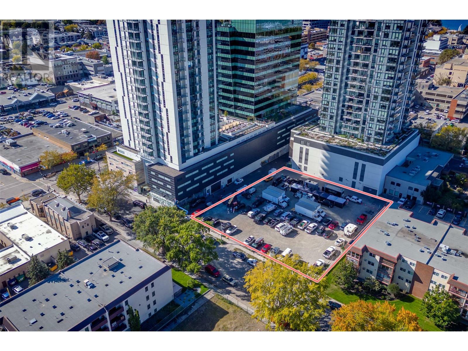 Property Photo:  1464-1476 Bertram Street  BC V1Y 2G3 