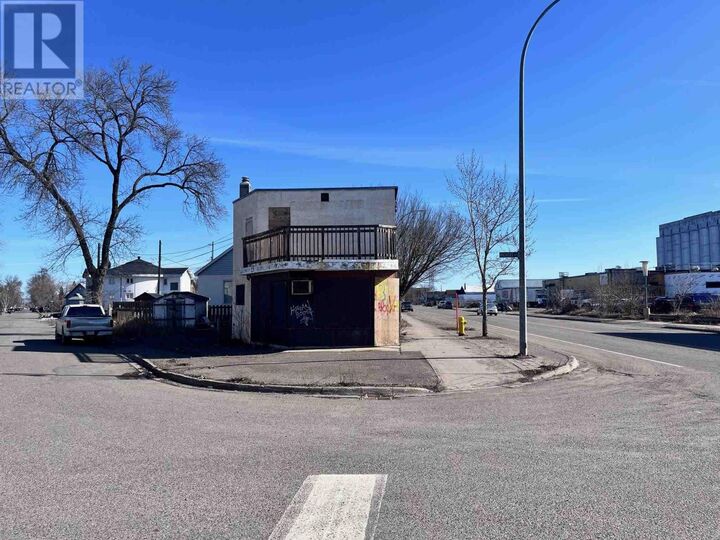 Property Photo:  593 Syndicate Ave S  ON P7E 1E6 