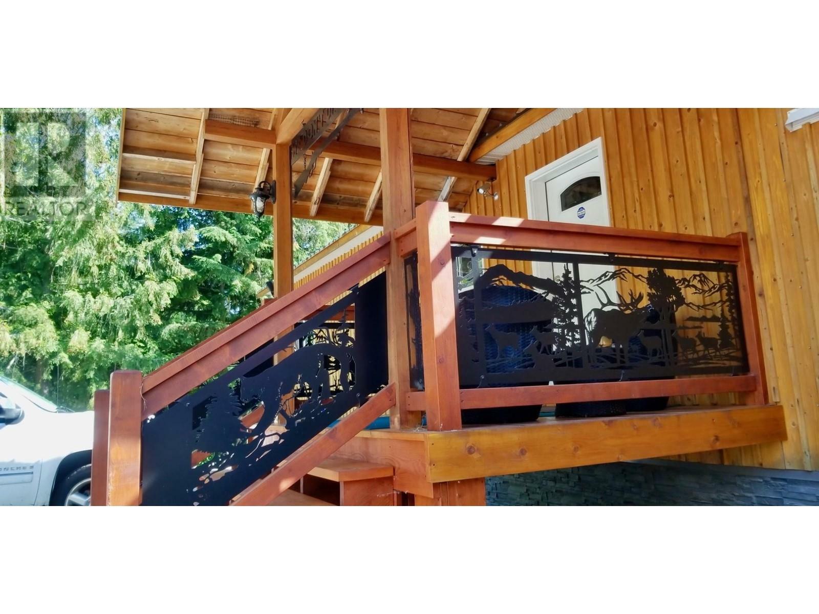 Property Photo: 7470 3 Highway BC V0B 2P0