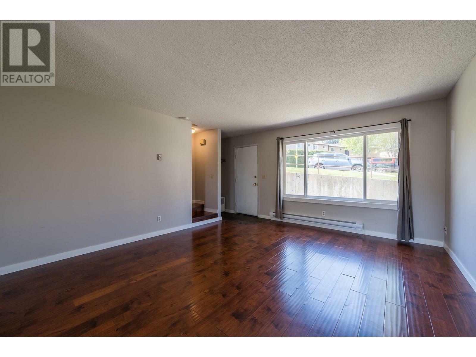 Photo de la propriété: 1605 Summit Drive 74 BC V2E 2A5