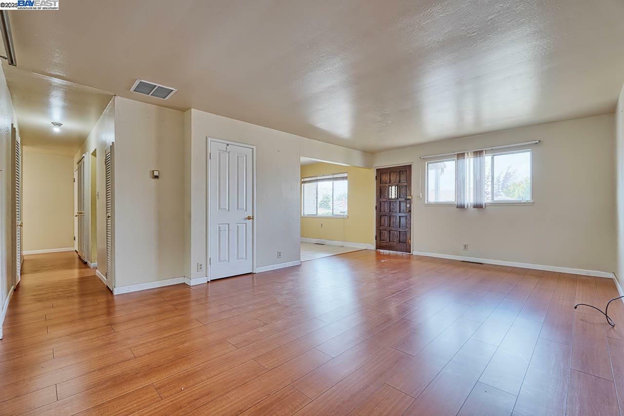 Property Photo: 4126 Delaware Dr CA 94538