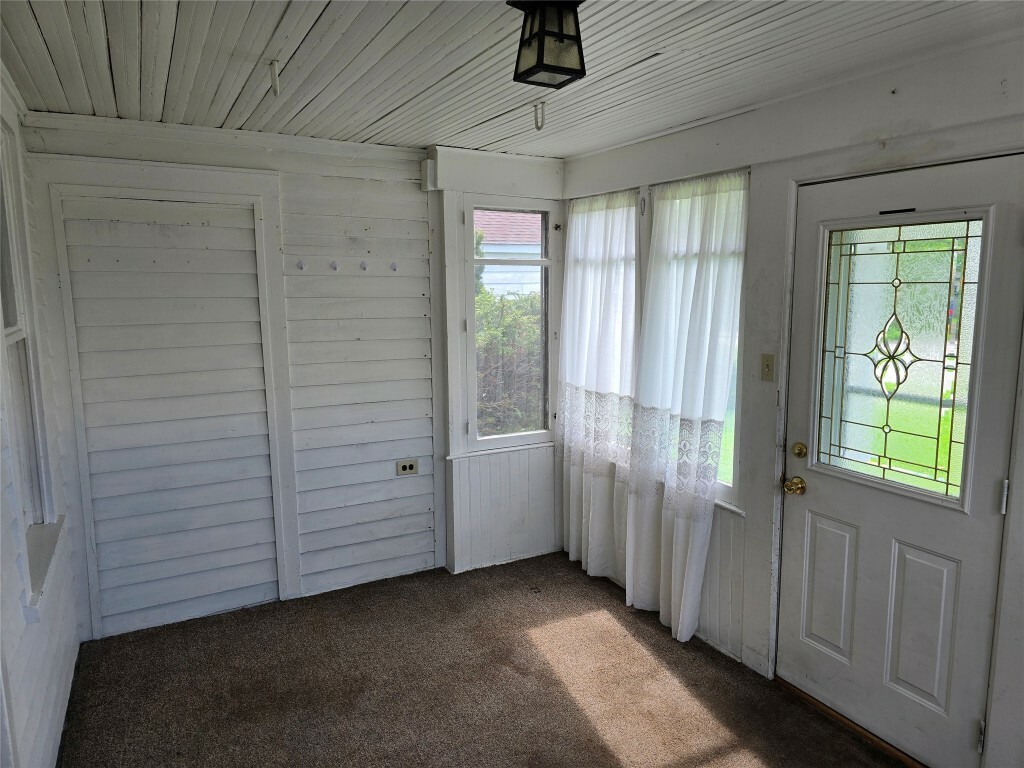 Property Photo: 112 E Plum Street PA 16412