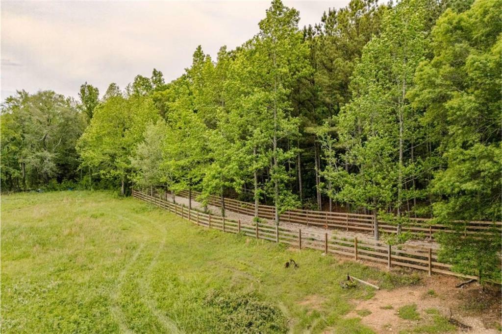 Property Photo: 7 Perkins Mountain Road GA 30145