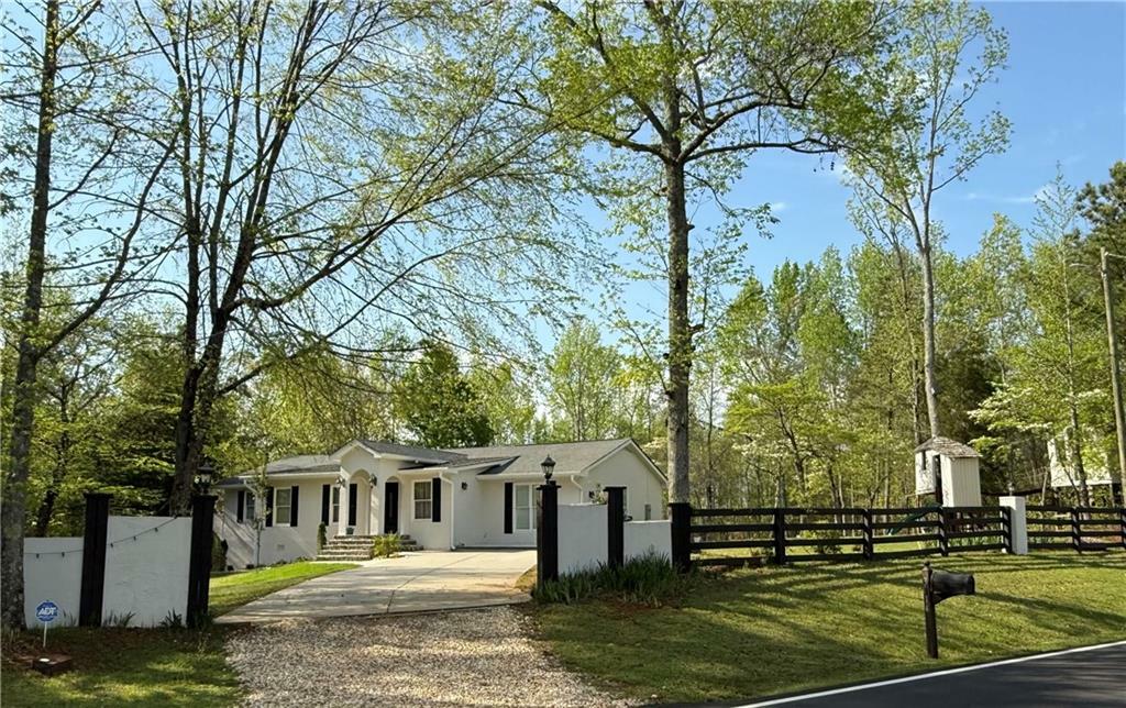 Property Photo: 3014 Echols Road GA 30041