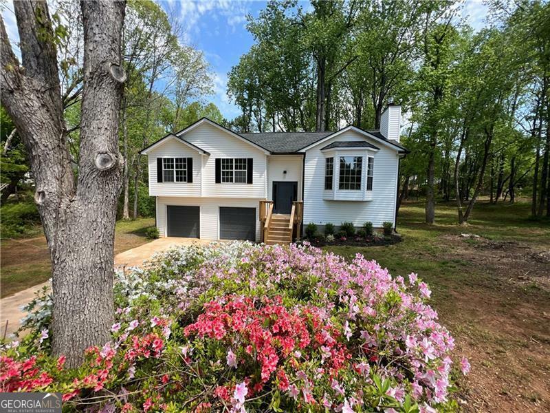 Property Photo: 7160 Royston Way GA 30028