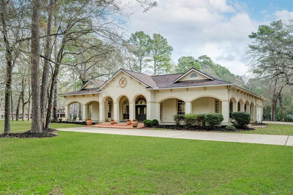 Property Photo: 27118 Stagecoach Crossing Drive TX 77355