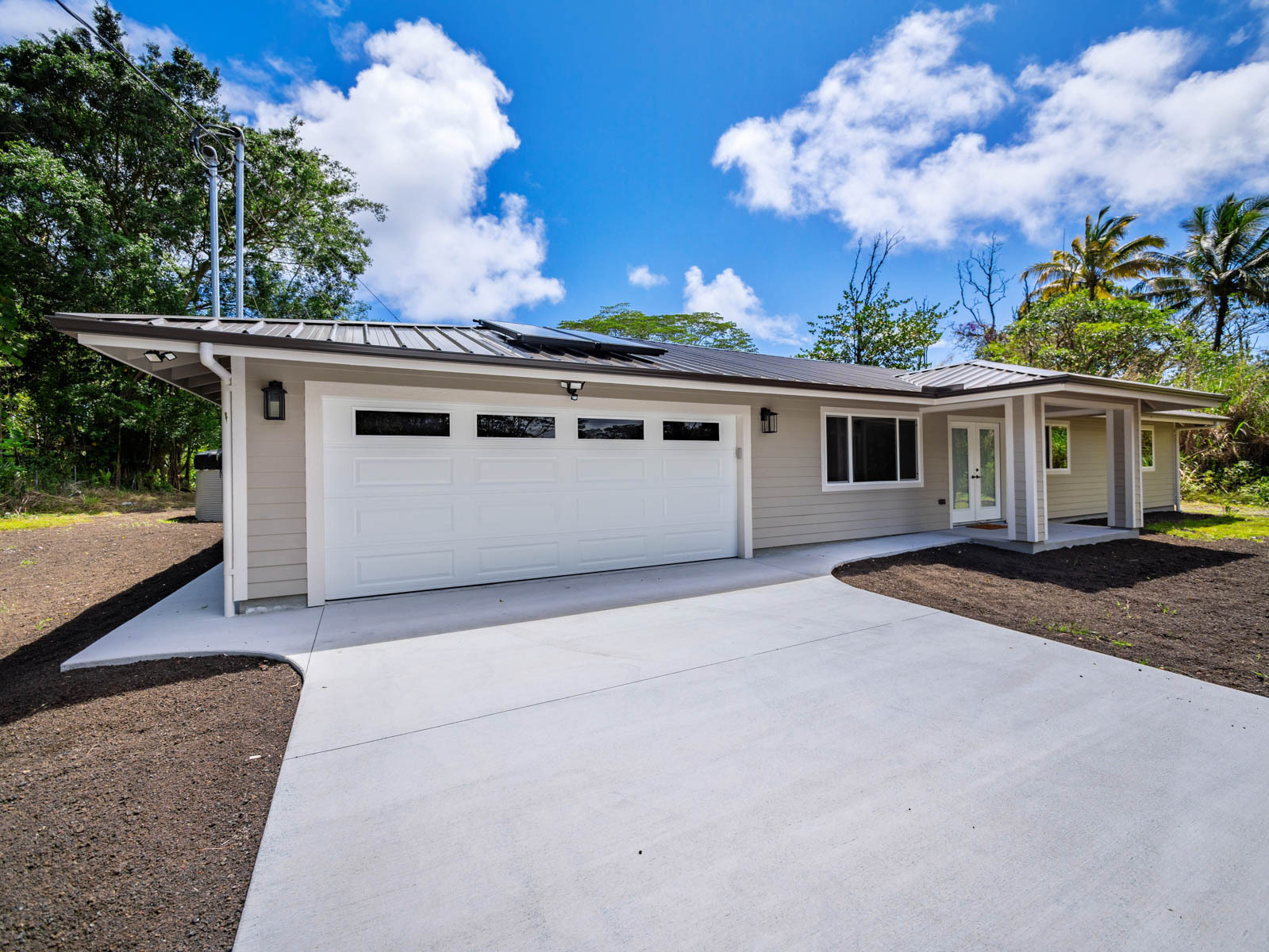 Property Photo: 15-2047 9th Ave HI 96749