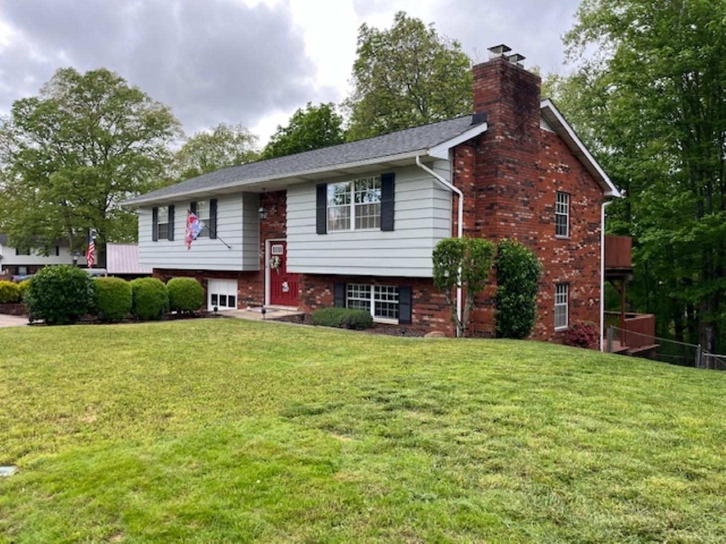 Property Photo: 2221 Avinell Drive WV 25541