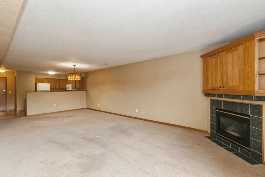 Property Photo:  522 W West Side Dr  IA 52246 