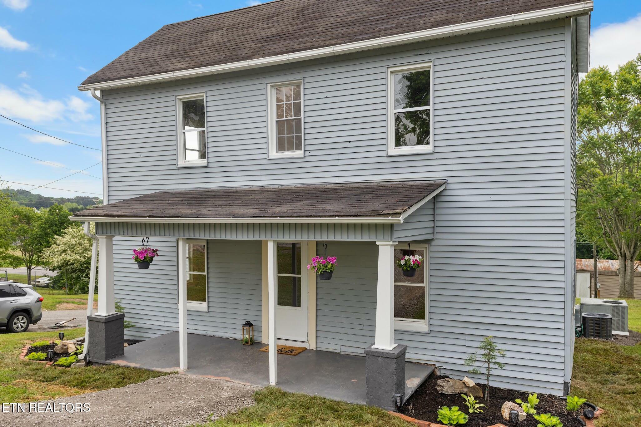 Property Photo: 501 Ferry St TN 37774