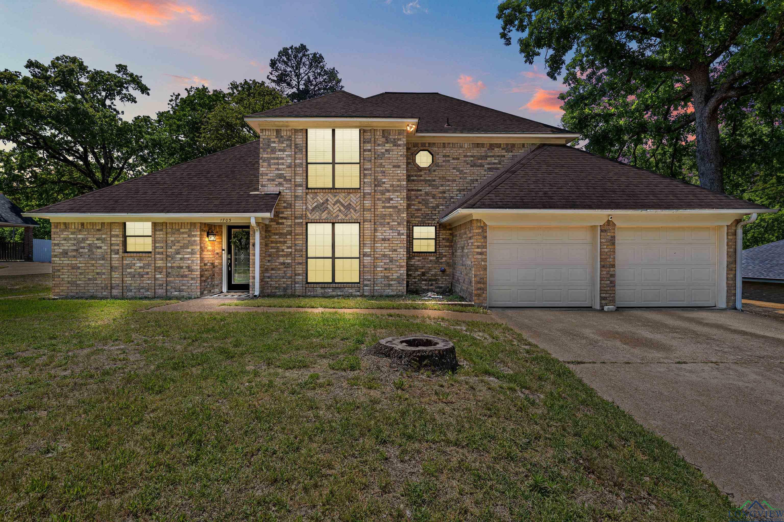 Property Photo: 1703 Edgebrook TX 75652