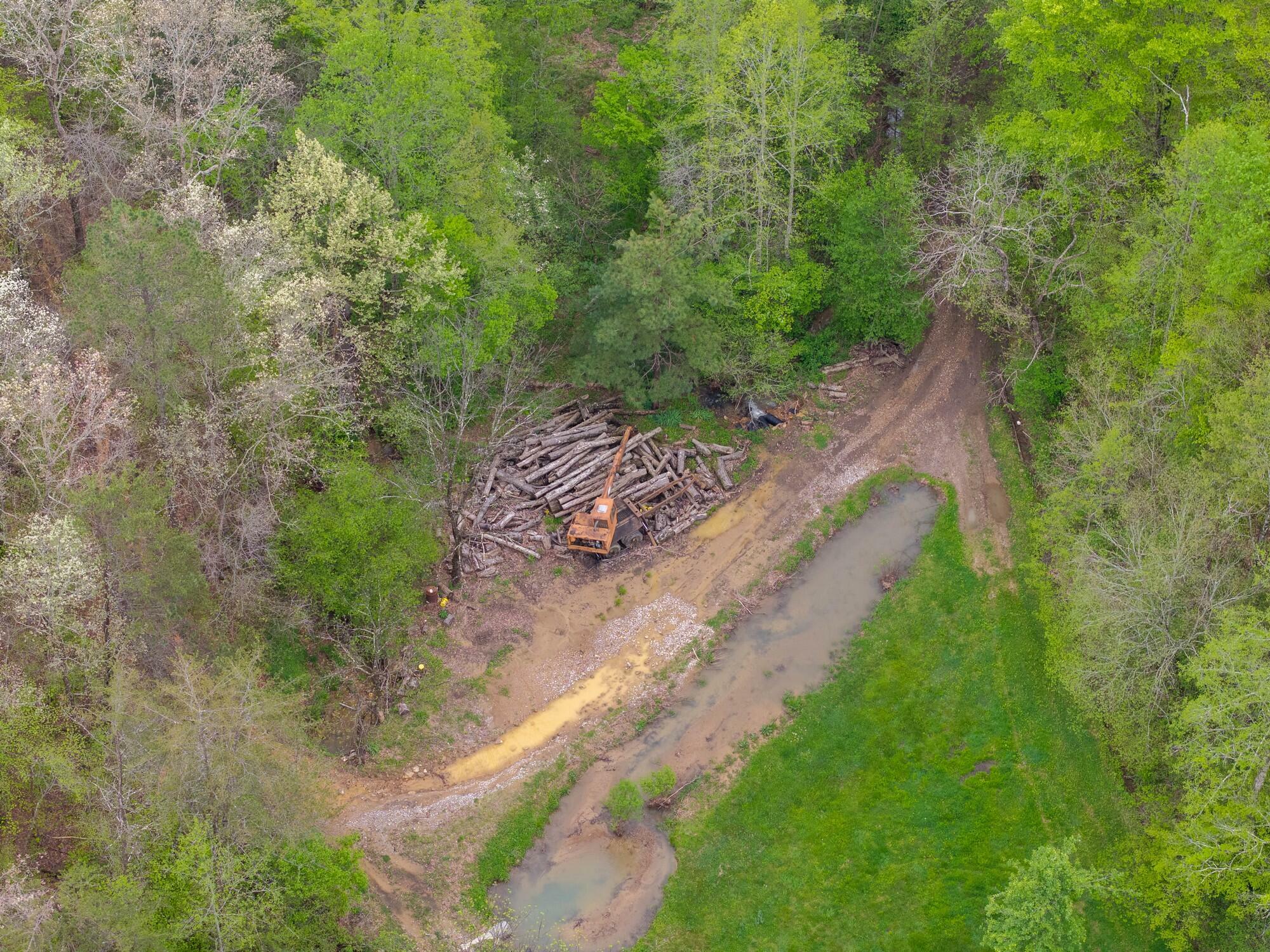 Property Photo: 9999 Ember Road KY 40445
