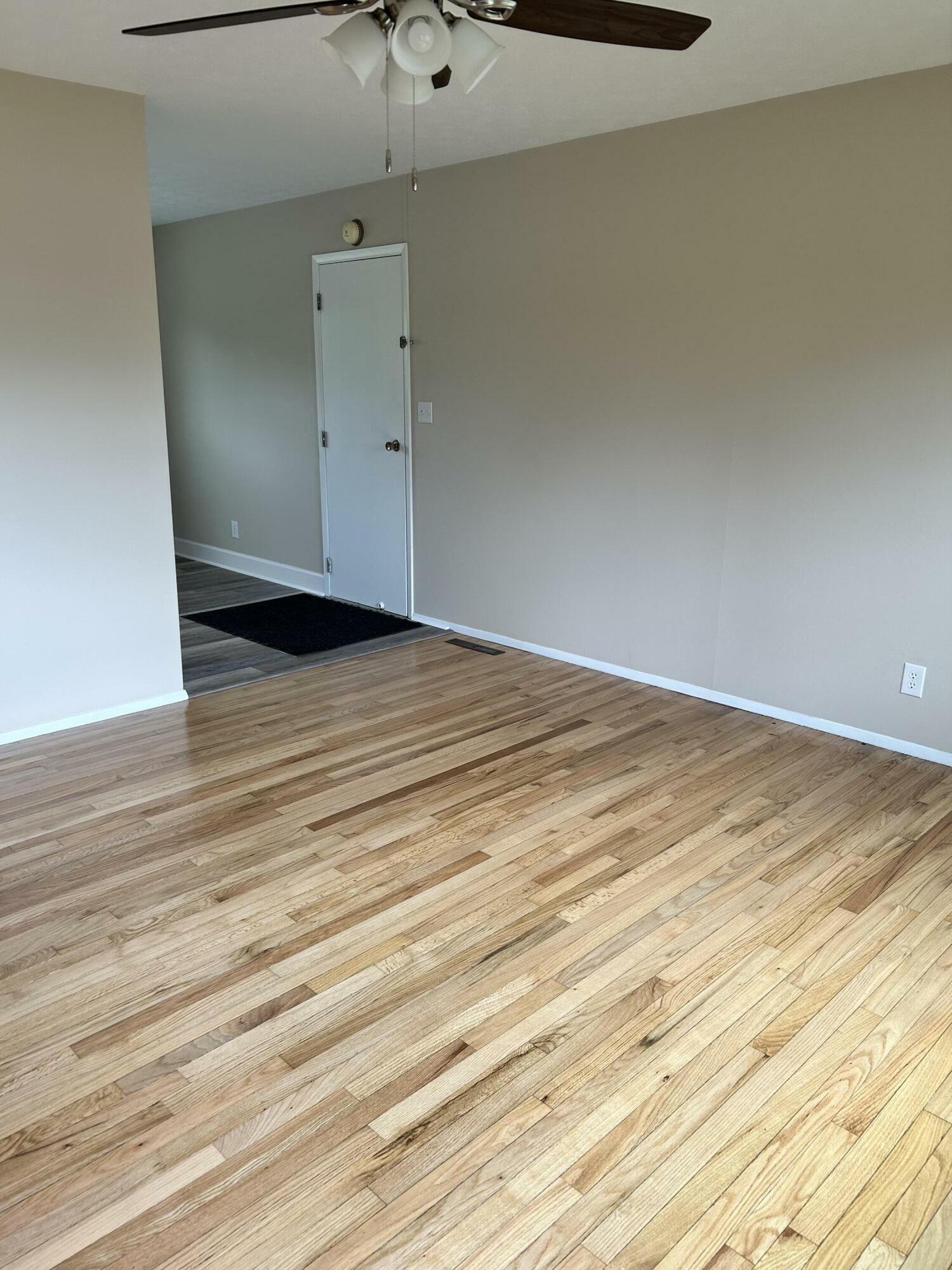 Property Photo: 117 Willowcrest Drive KY 40601