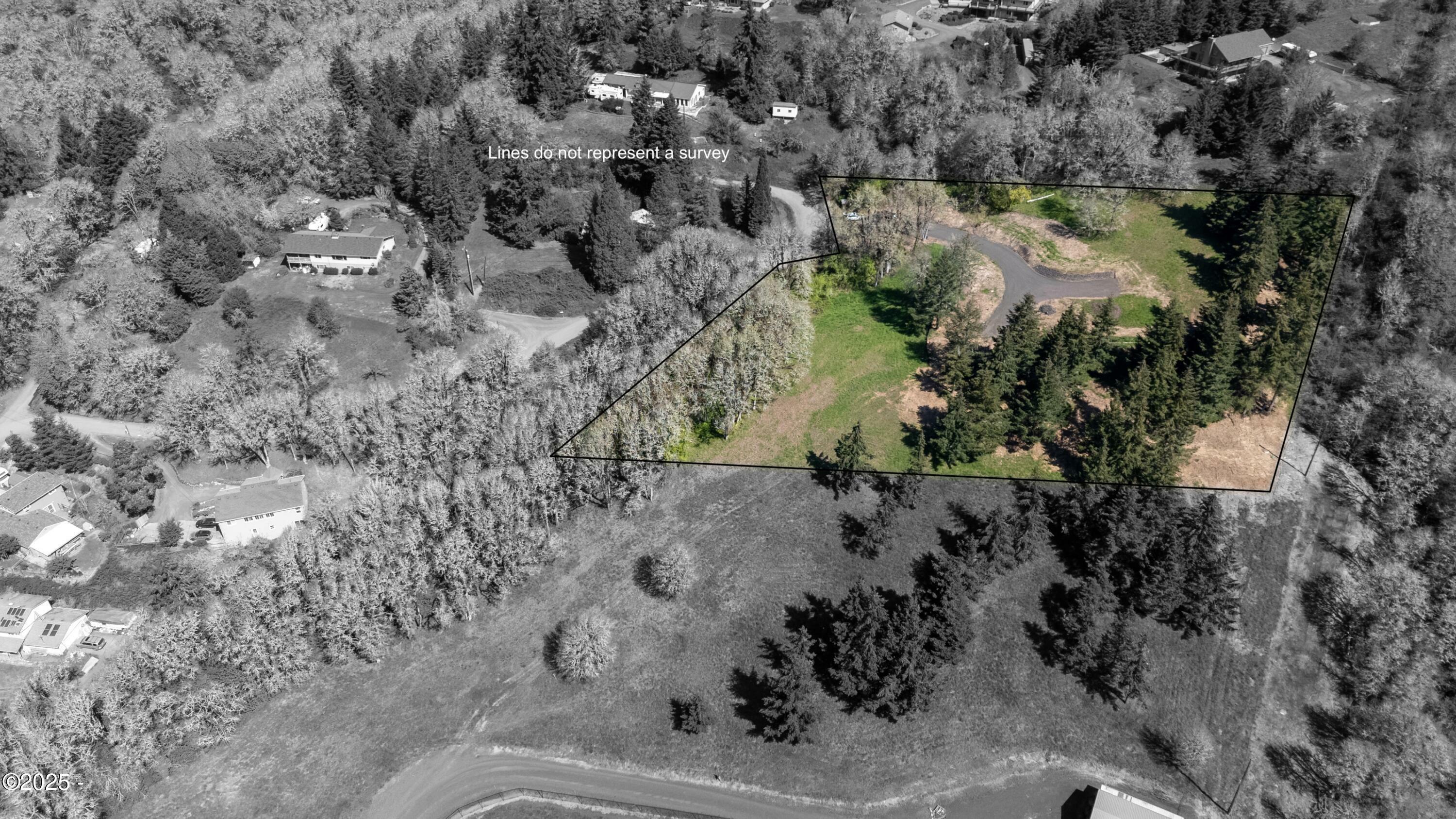 Property Photo: 1200 NE Center Street Lots 1-4 OR 97378