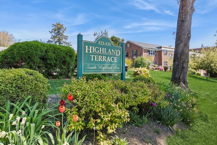 Property Photo: 133 S Highland Avenue Avenue 2-A5 NY 10562