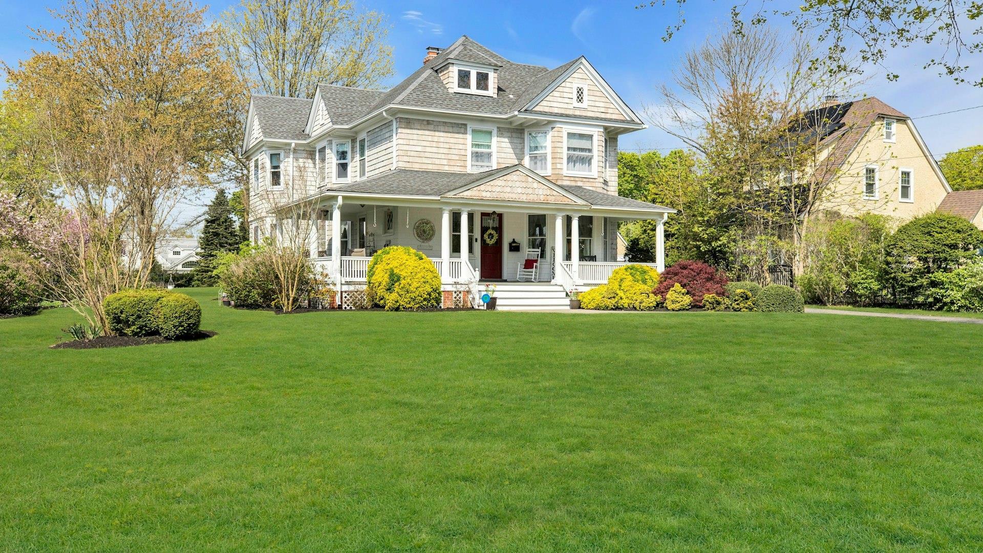 Property Photo: 124 Handsome Avenue NY 11782