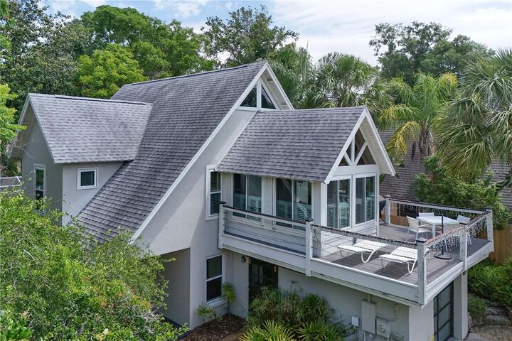 Property Photo:  421 W 10th Avenue  FL 32757 