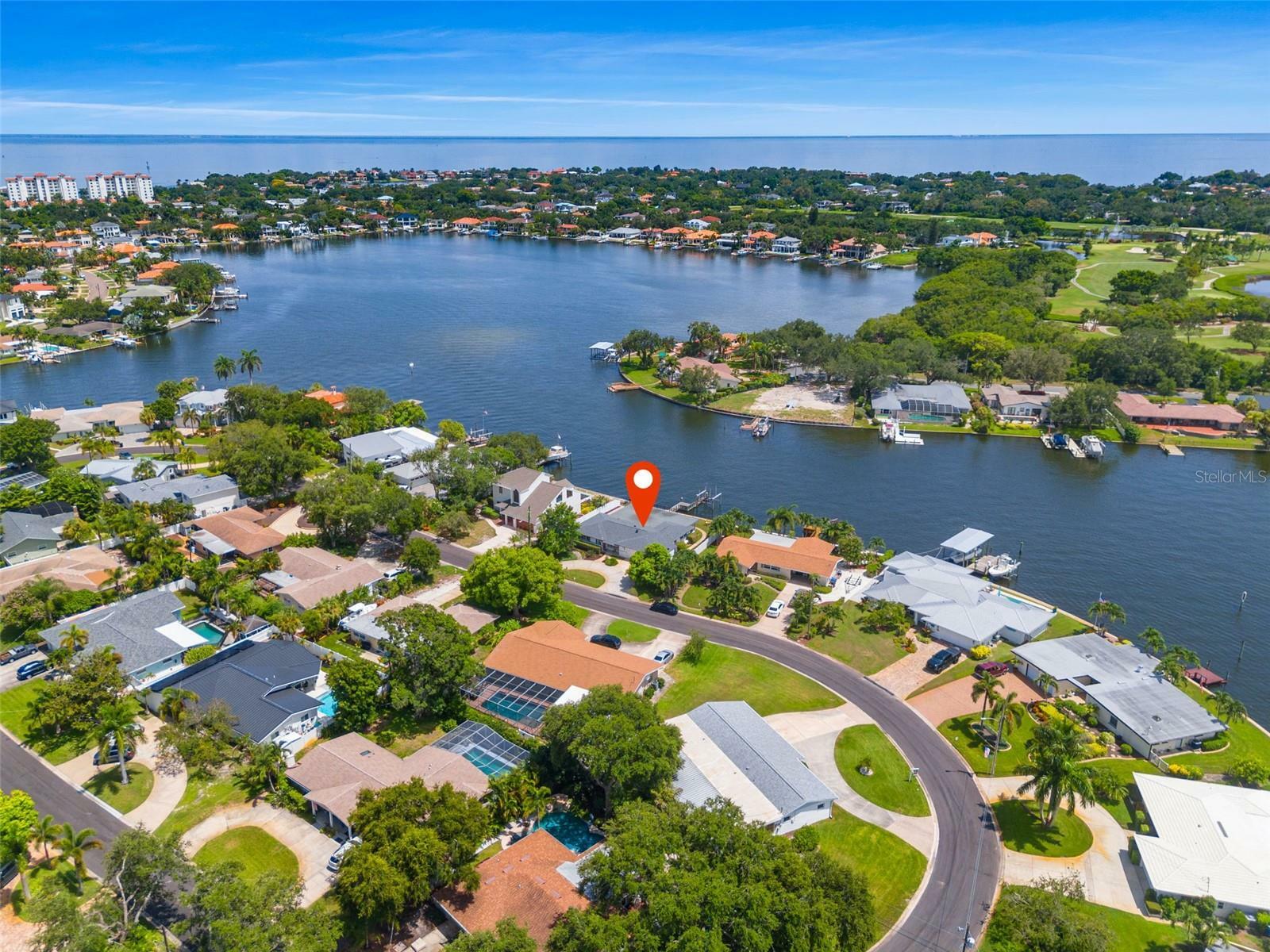 1124 35th Avenue NE  St Petersburg FL 33704 photo