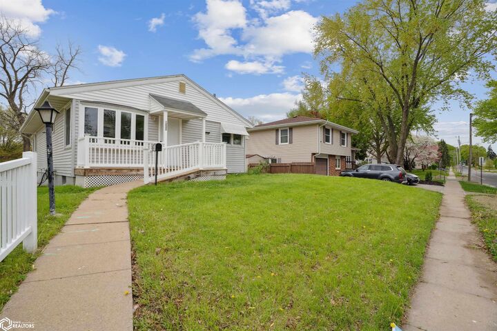Property Photo:  1232 Madison Ave.  IA 52601 